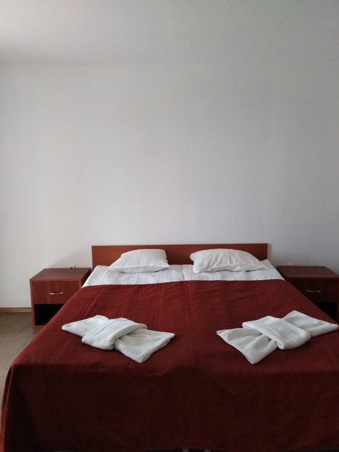 Vm Apartments Robinson Beach Ahyolu Dış mekan fotoğraf