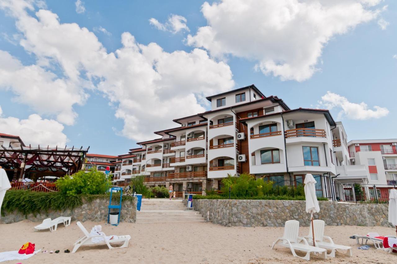 Vm Apartments Robinson Beach Ahyolu Dış mekan fotoğraf