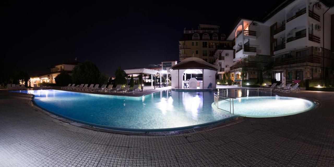 Vm Apartments Robinson Beach Ahyolu Dış mekan fotoğraf